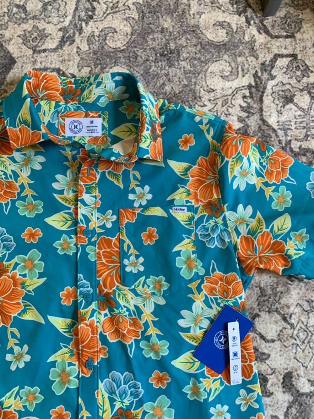NWT Tropical Button-Down - Picture 2 of 4